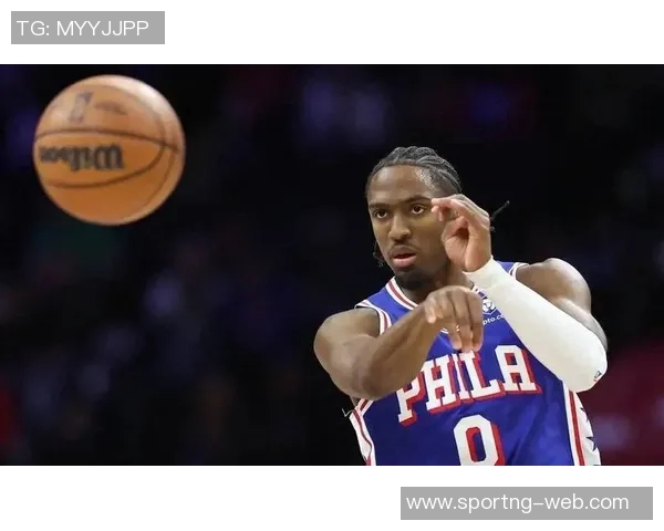 马克西：得分如梦幻般闪耀，勇敢追逐你的篮球梦想